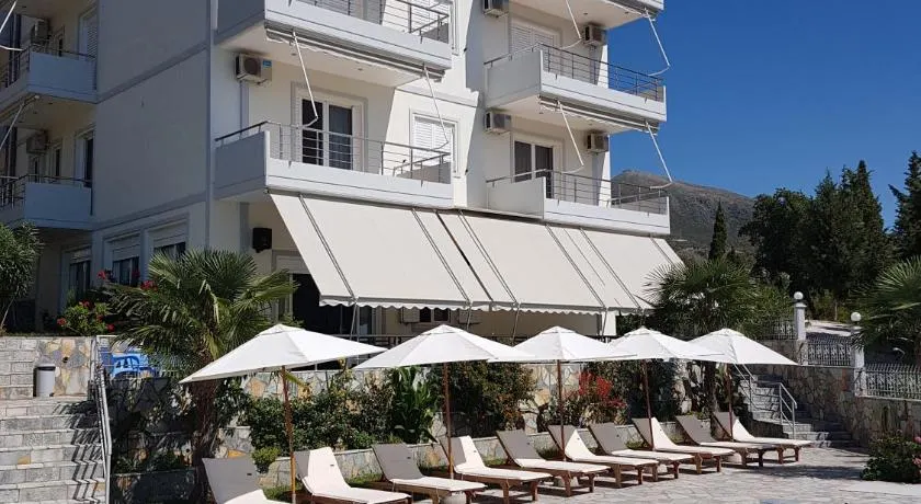 Perivolos Apartments - Image 1
