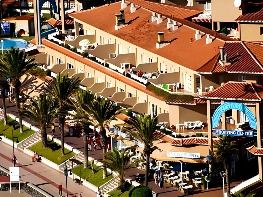 Apartamentos Vista Sur - Image 1