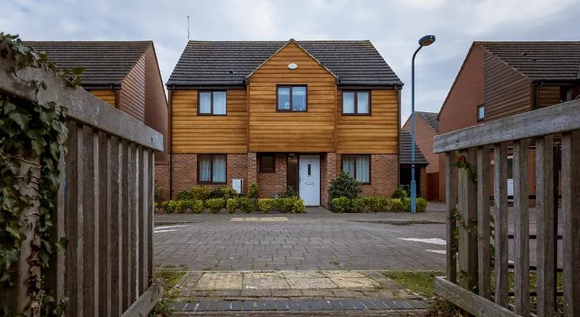 Maravillosa casa apta para familias con jardín - Image 1