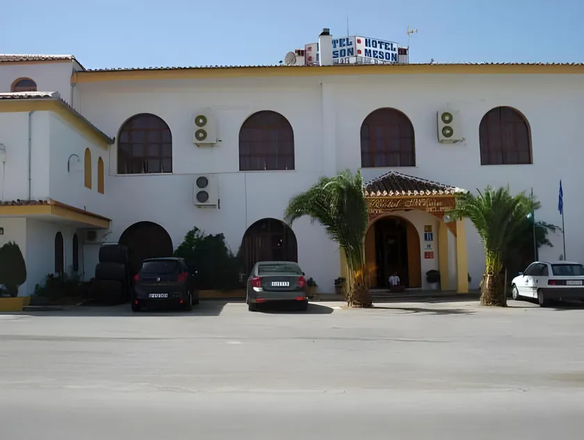 Hotel Meson Fuente del Pino - Image 1