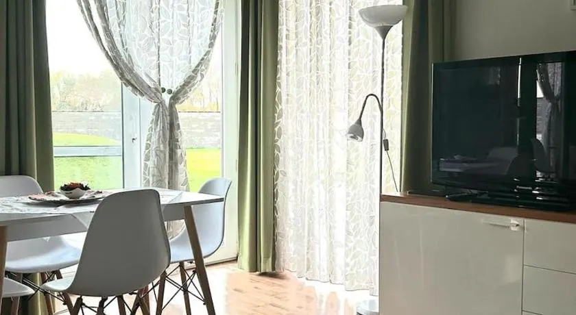 Apartman pri X Bionic Sphere Samorin 6km od Casino Card Hotel - Image 1