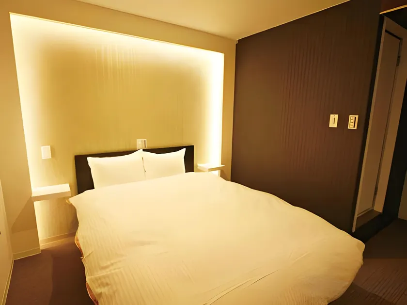 Hirosaki Hotel - Image 1
