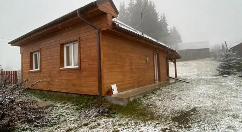 Cabana Beliș - Image 1