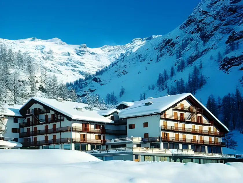 La Trinitè Monboso Hotel - Image 1