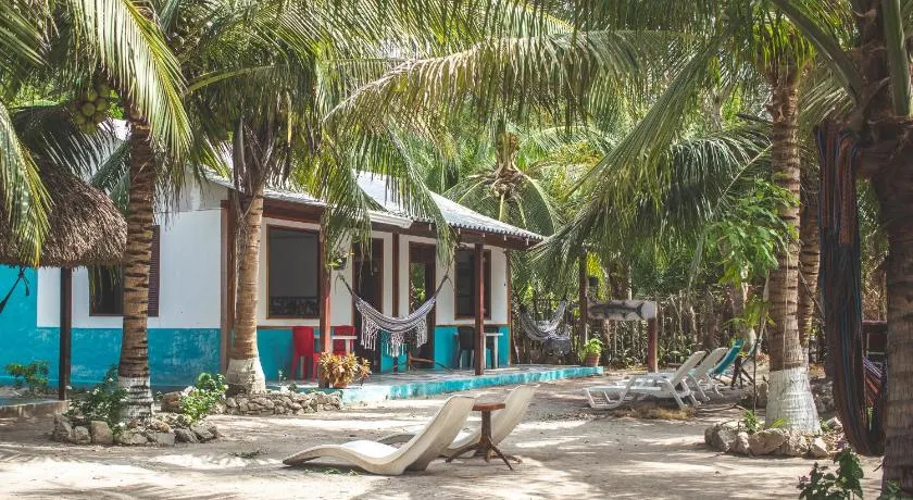 Isla Grande Eco-Hostal - Image 1