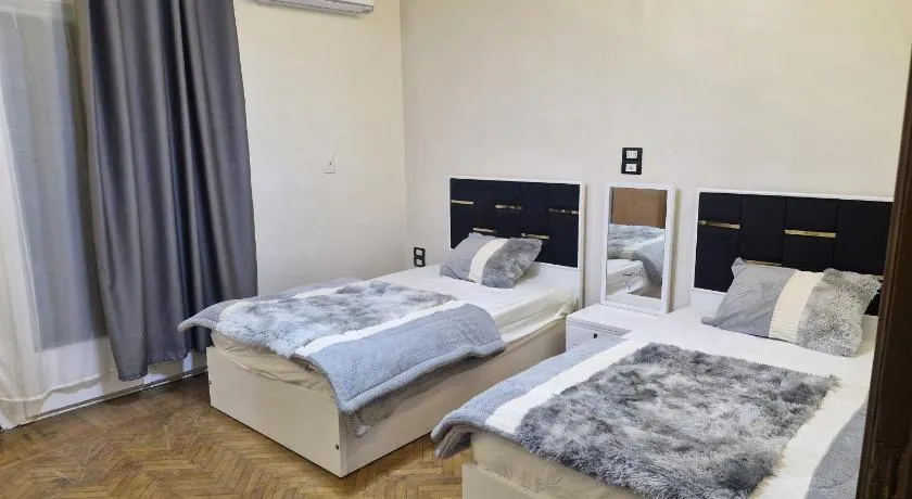 7even hostel - Image 1