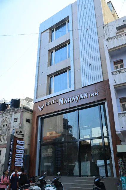 Hotel Narayan Inn - Image 1
