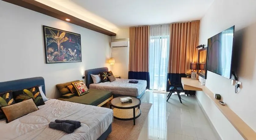Swan Garden Resort, Bathub, Seaview 2Day stay -20 Percent Offer, 4 min to Jonkerstreet - Image 1