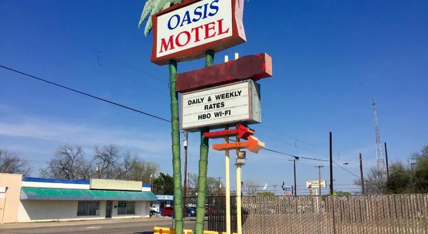 Oasis Motel - Image 1