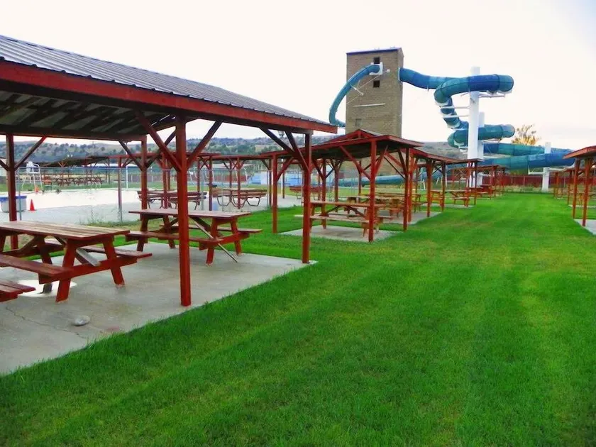 Riverdale Resort - Image 1
