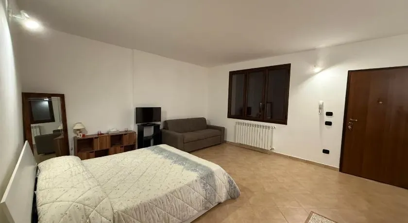 Poli rooms - Image 1
