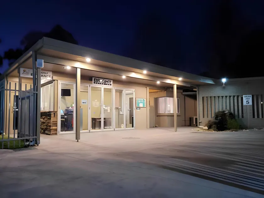 Bright Motor Inn - Image 1