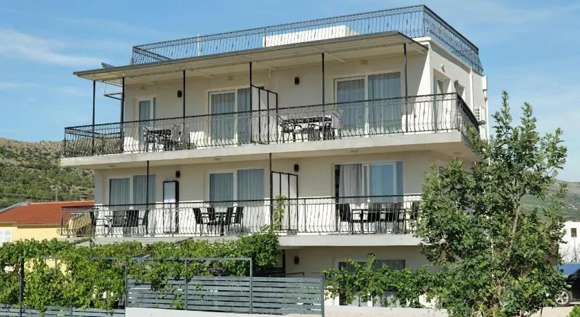 Apartmani Dalmacjia - Image 1