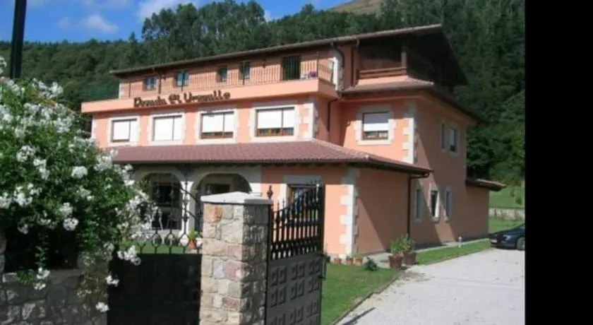 Posada El Urogallo en el Valle de Cabuérniga - Image 1