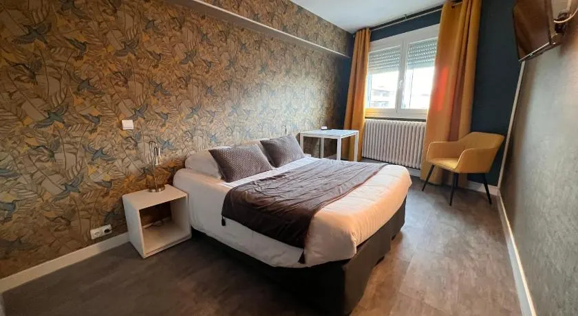 Hotel Alpes Cevennes - Image 1