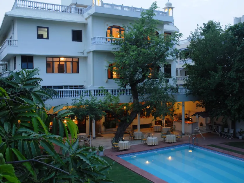 Hotel Meghniwas - Image 1