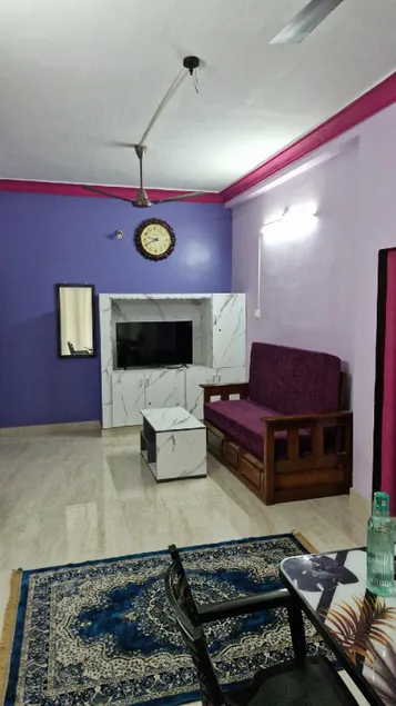 Naveen service appartment - Image 1