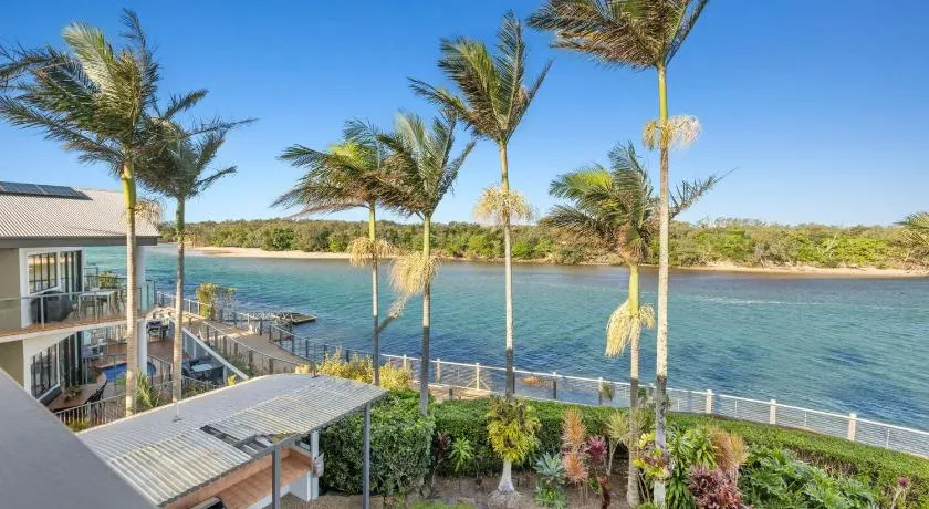 Sunrise Cove - Image 1