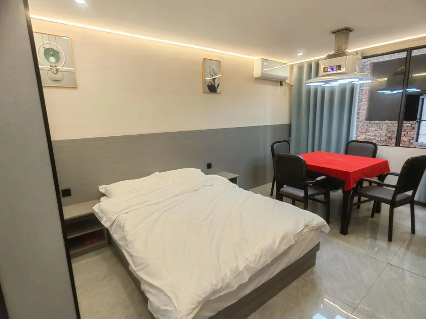 Hongfu Business Hotel - Image 1