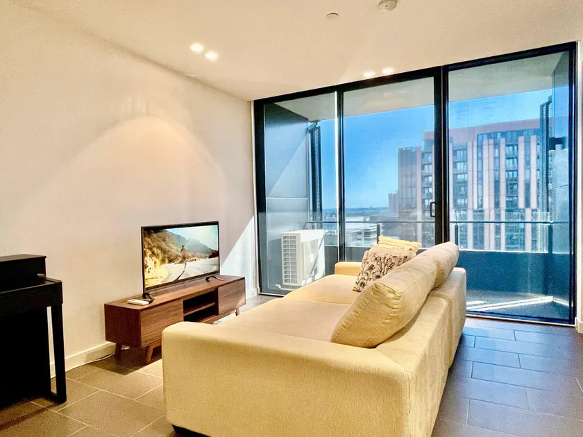 The Elm - 2beds 2bath, FREE 2xParking, Pool & Gym - Image 1
