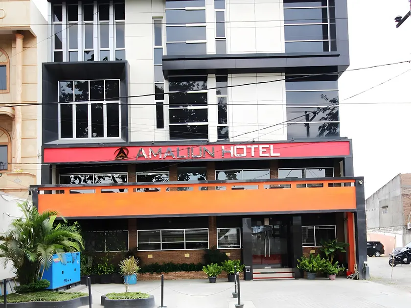 Amaliun Hotel - Image 1