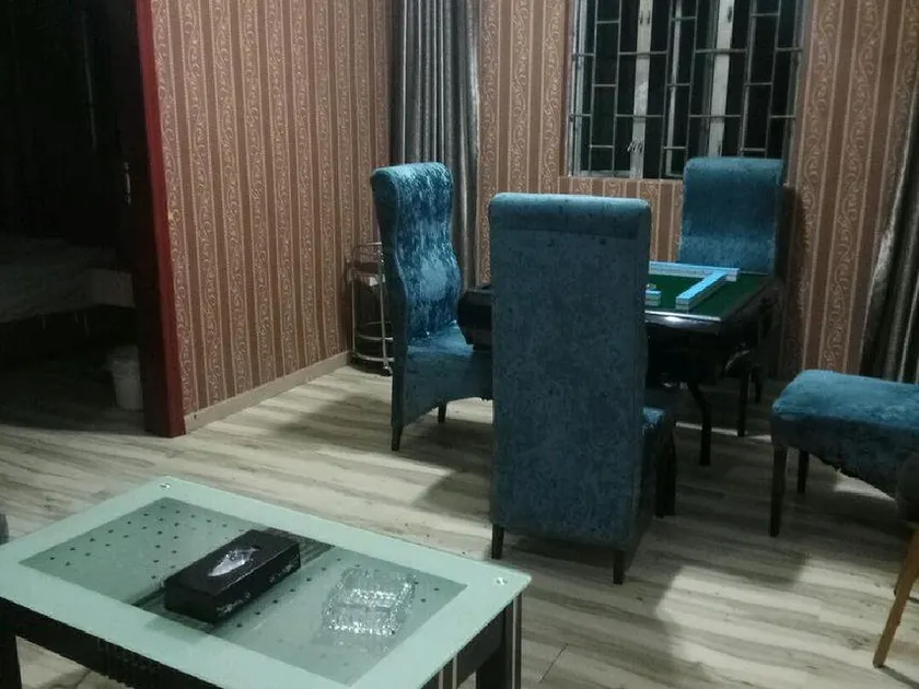 Dongguan Hongji Business Hotel - Image 1