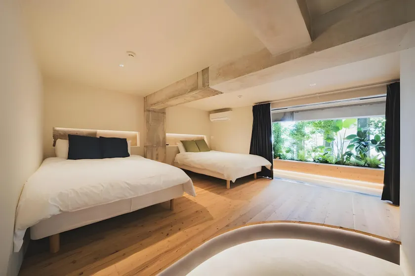 nine stories hotel - Image 1