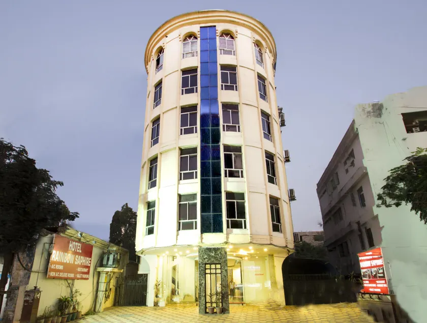 Hotel Rainbow Sapphire - Image 1