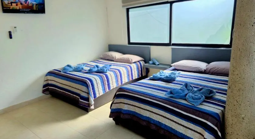 Hotel Miraflores - Image 1