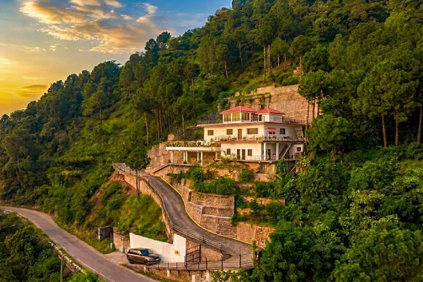 Villa Woodside Meadows by VEO - Hilltop cabin with Jacuzzi, Kasauli - Image 1