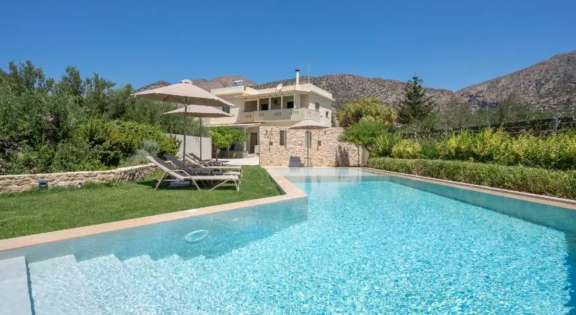 Villa Vigla Keratokampos - Image 1