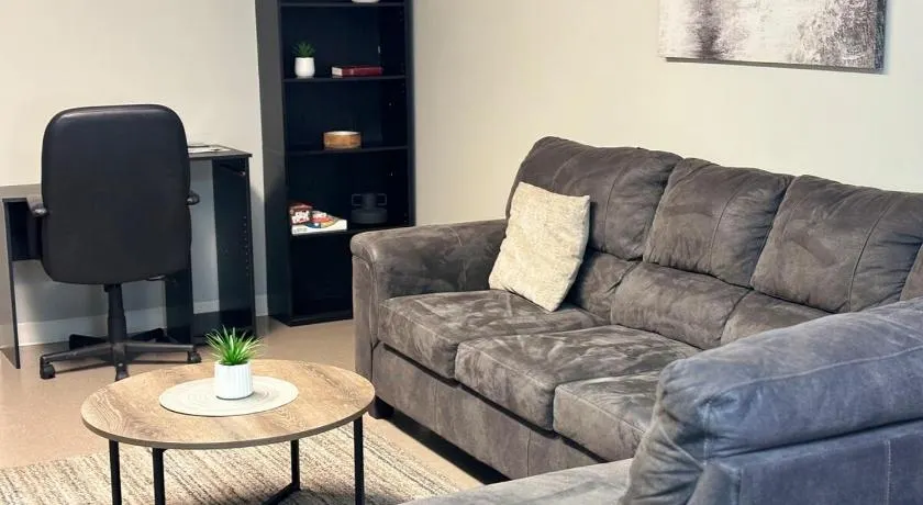 2 Bedroom Unit - Image 1