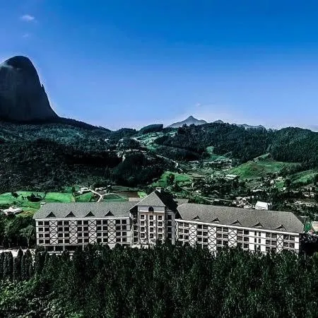 Suíte Charmosa em Pedra Azul - Image 1