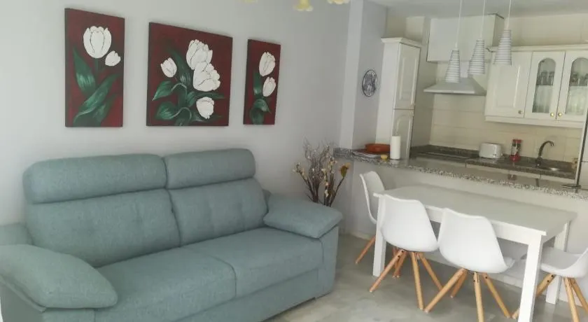 Apartamento Andalucía - A 100 metros de la playa, Camino recto sin cuestas - Piscina - Image 1