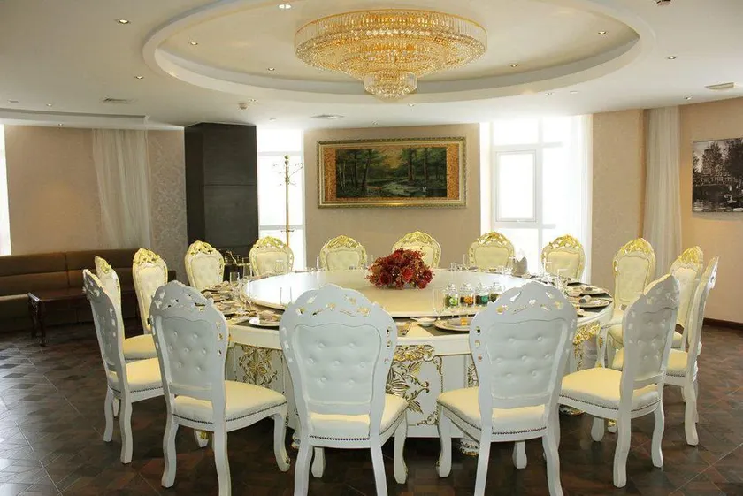 Jin Du Hotel - Image 1