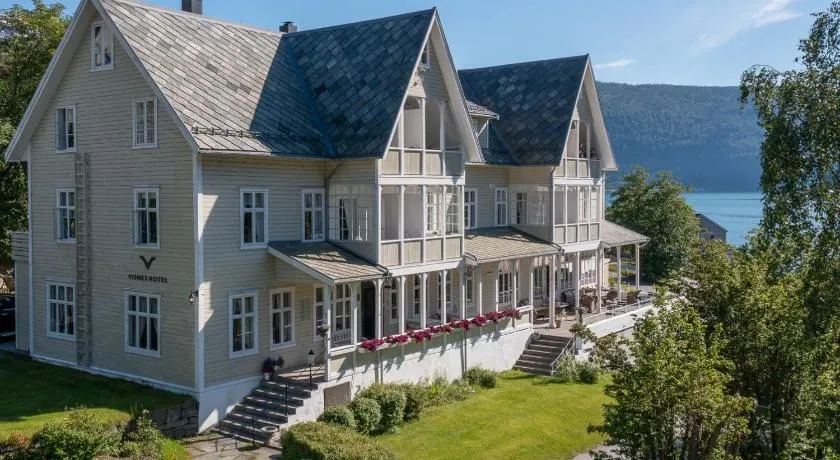 Visnes Hotel Stryn - Image 1