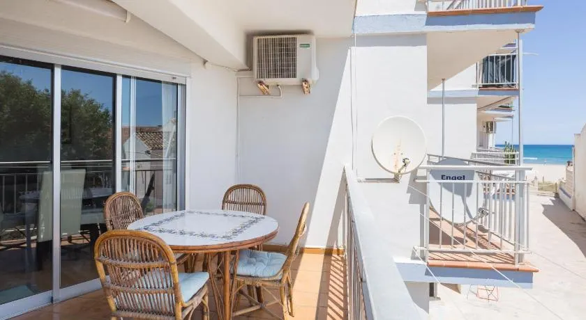 Ferienwohnung 'La Paz De Xinxilla' mit Meerblick, WLAN und Klimaanlage - Image 1