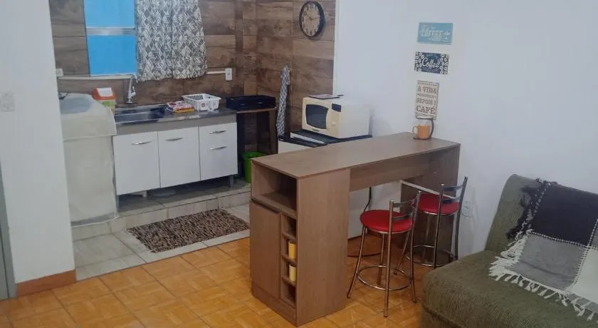 Kitnet Mobiliada no centro de São Leopoldo. - Image 1