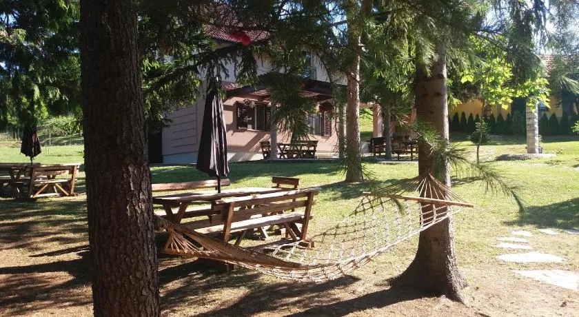 Vila Davidovic-Fruska gora - Image 1