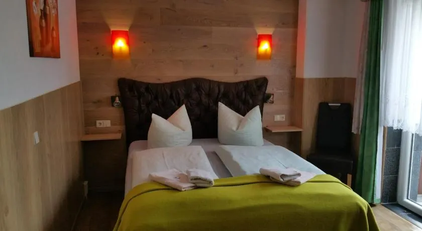 Ferienwohnung - Landhotel Waldschlößchen - Image 1