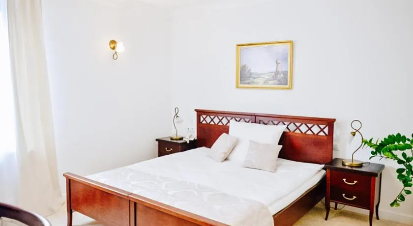 Hotel Koloseum - Image 1