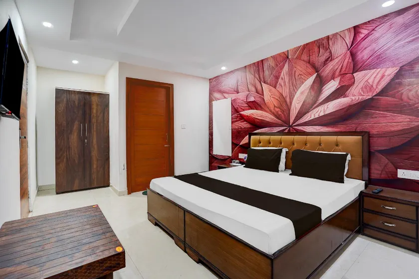 Hotel O Ajit's Elite Regency - Image 1