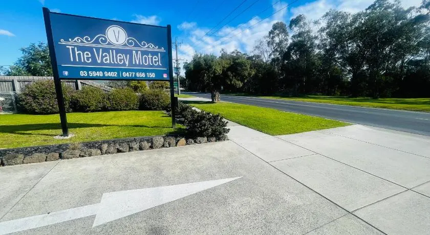 The Valley Motel - Image 1