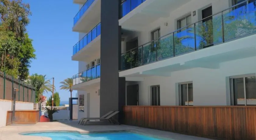 Apartamentos Bravosol - Image 1