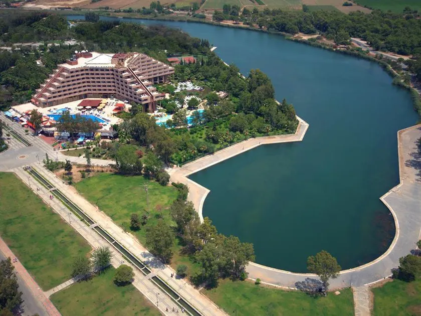 Grand Prestige Hotel & Spa - Image 1