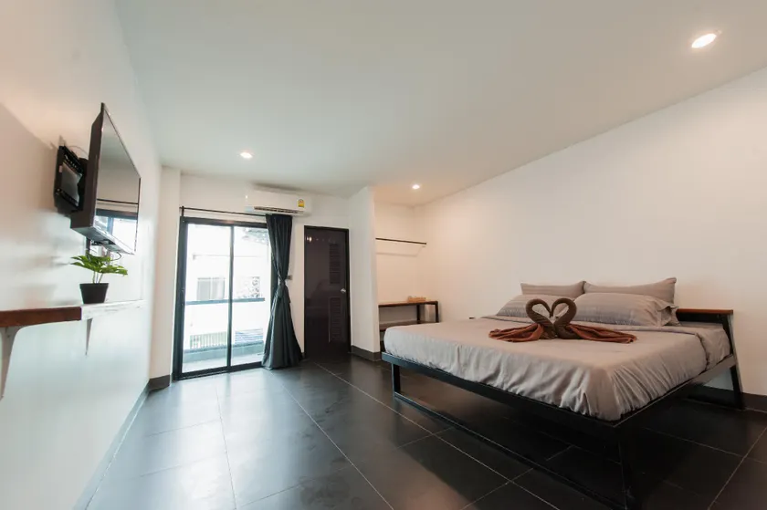 Bed Tel - Image 1