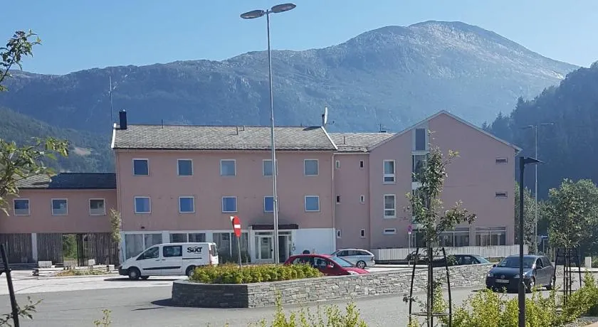 Glomfjord Hotel - Image 1