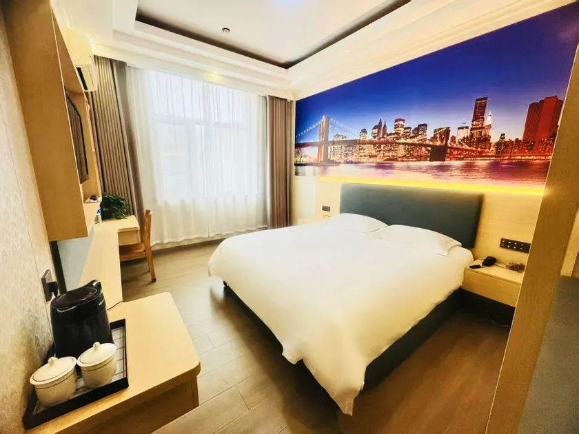 Yake Inn Business Express Hotel - Image 1