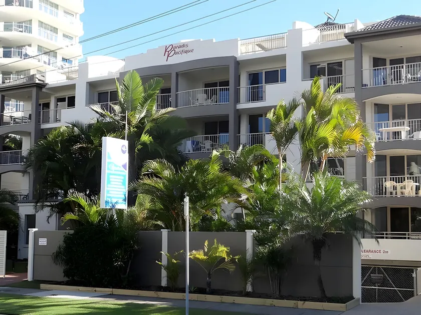 Paradis Pacifique - Image 1