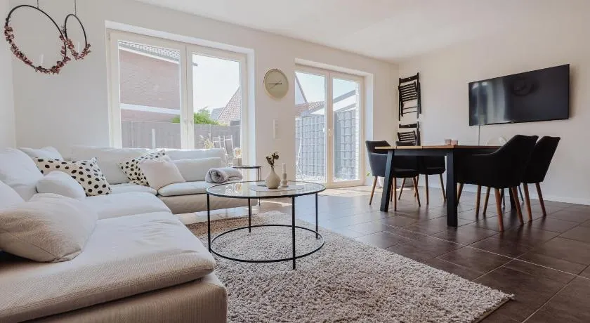 Zentral. Stylisch. Toni House mit viel Platz! - Image 1